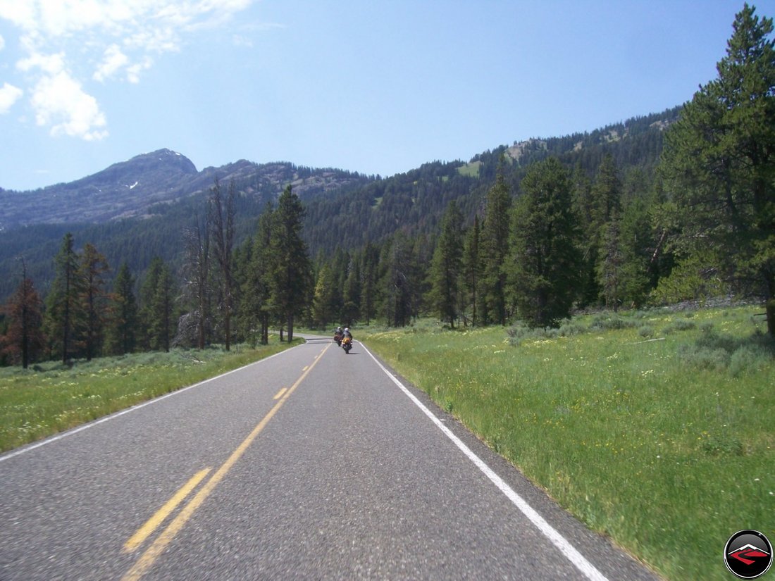 motorcycles riding in yellowstone national park