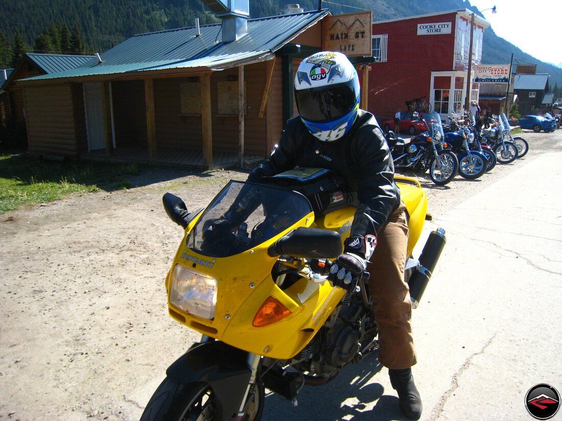Kris on the Yellow Ducati 900 SuperSport