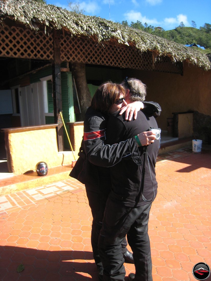 Don and Shirley have a cuddle at Cafeto Restaurant Espaillat Dominican Republic