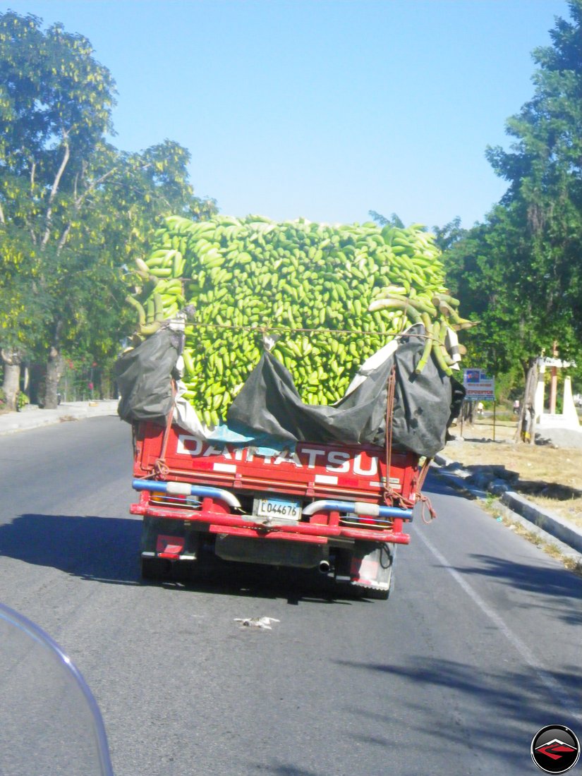 Dominican Republic Daihatsu truck hauling banannas